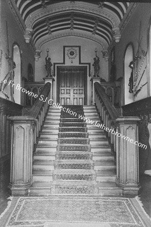 KILRUDDERY ENTRANCE HALL